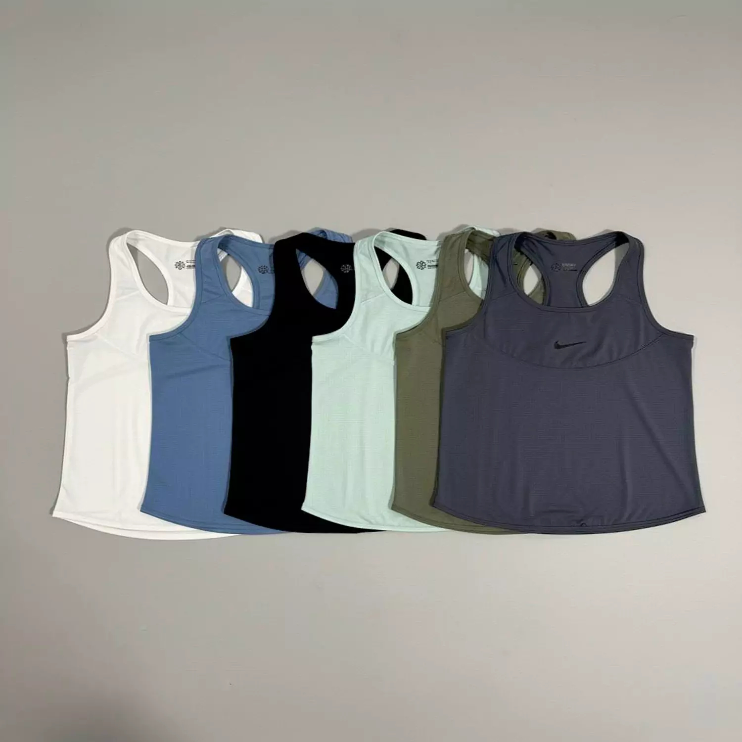 تاپ زنانه برند نایک آجری فلامنت