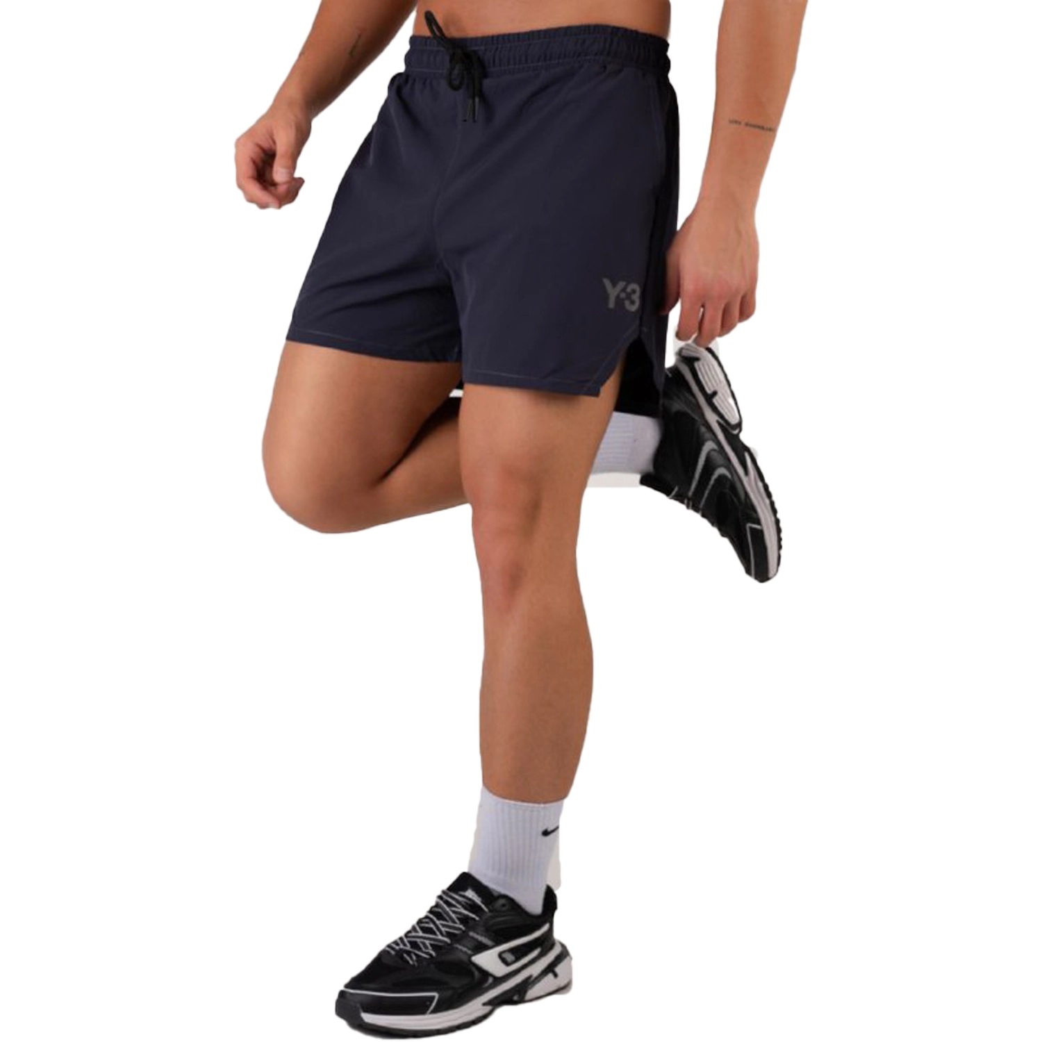 شلوارک ایرو قواره دار آدیداس