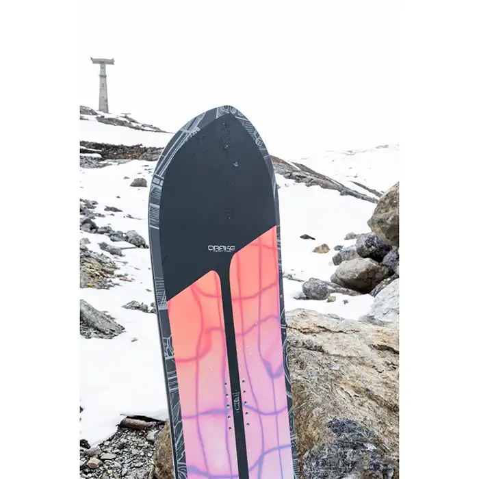 اسنوبرد DRAKE COCKTAIL 2025