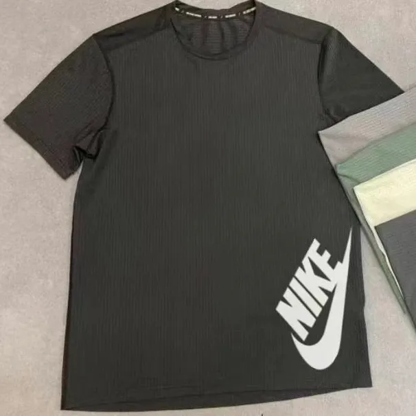 تیشرت پارچه سوزنی نایک