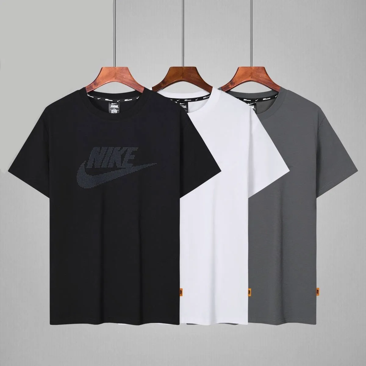 تیشرت طرح دار مردانه نایک